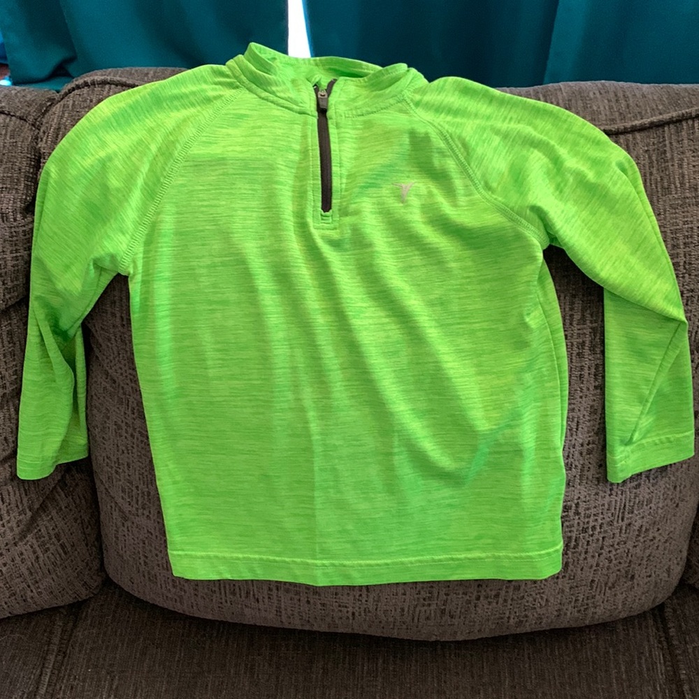 Old Navy go-dry pullover